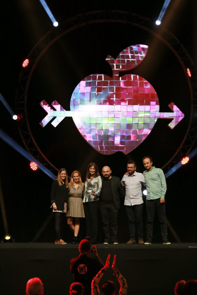 28'inci Kristal Elma ilk gün 86 ödül dağıttı... 1475746515_basin_buyuk_odulu01_13_