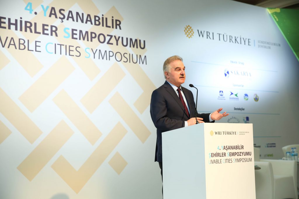 Yaşanabilir Şehirler Sempozyumu geniş bir katılımla gerçekleşti muzaffer_elmas