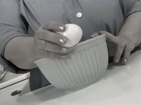 Bize İnsanoğlunun Bir Moron Olduğunu İspat Etmeye Çalışan 25 Garip Amerikan TV Reklamı 025