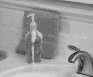 Bize İnsanoğlunun Bir Moron Olduğunu İspat Etmeye Çalışan 25 Garip Amerikan TV Reklamı 03