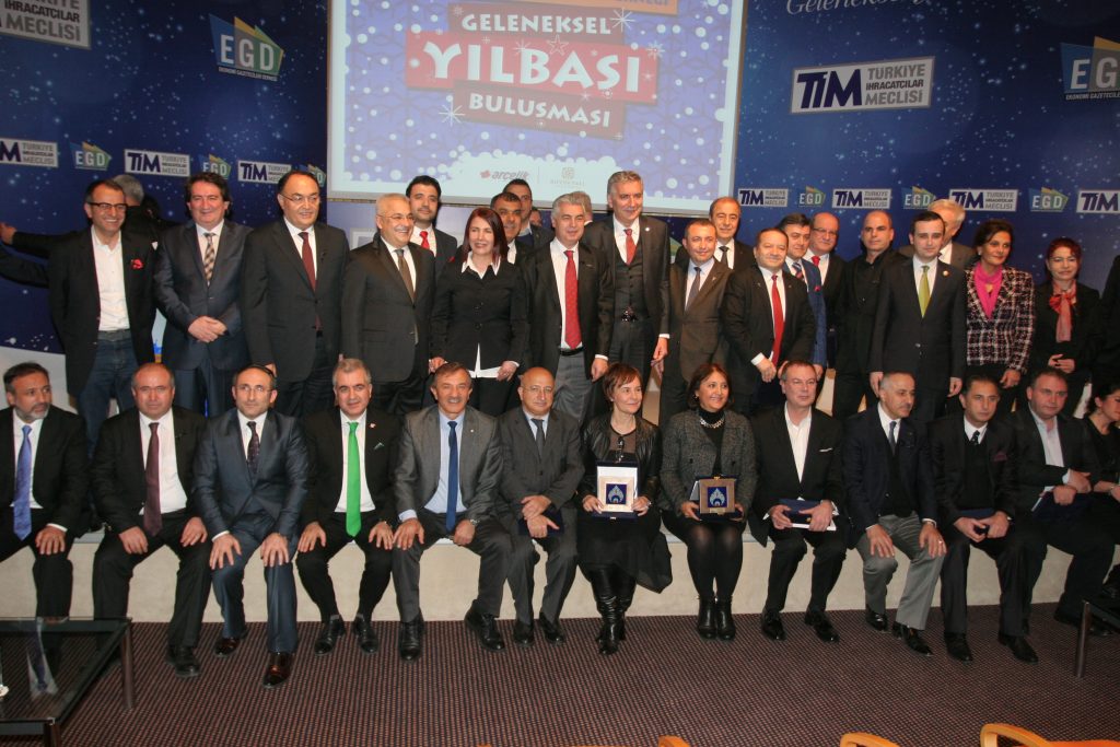 Ekonomi basını "EGD Yılbaşı Buluşması"nda bir araya geldi 1483094666_toplu_foto