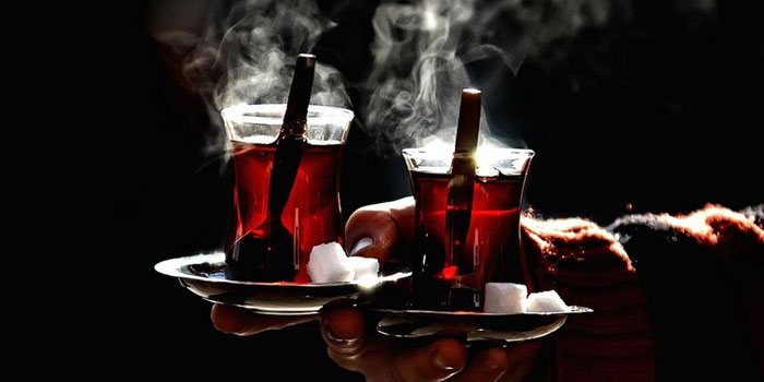 Türkiye'nin enerjik markaları Aralık sayısında! cay