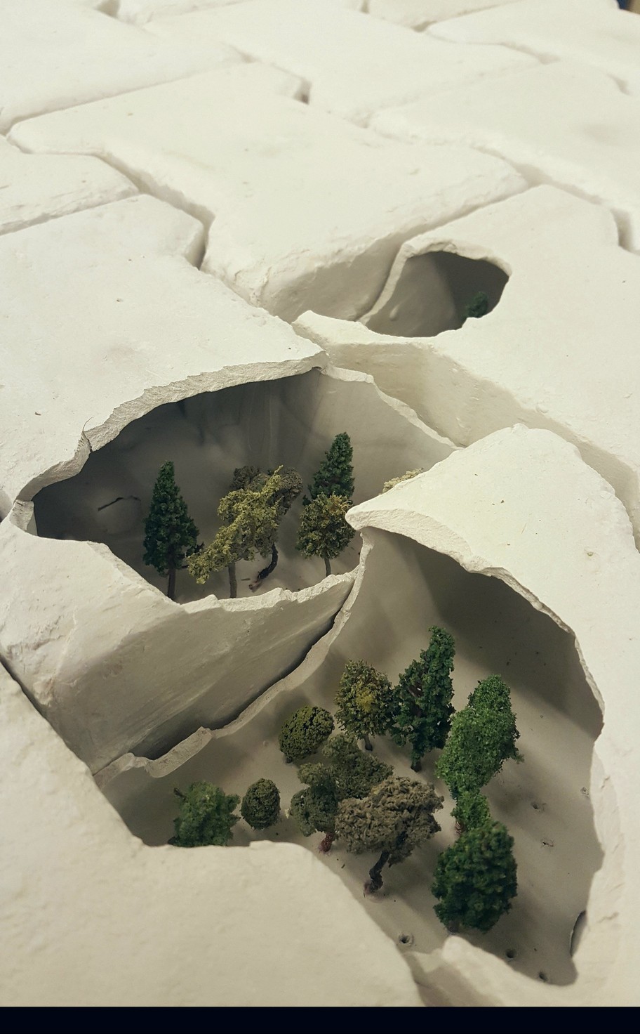 Türkiye'nin yeni sanat buluşması BASE 21-24 Aralık’ta Galata Rum Okulu'nda! 1512944573_1512939262_G__l_Fidan_A____kg__z_Kald__r__m_Ta__lar____2_