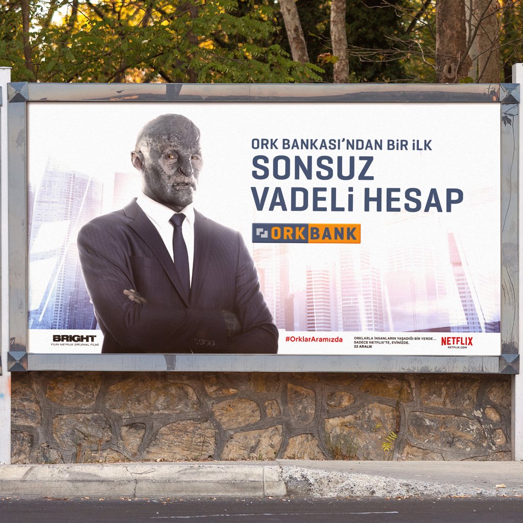 Netflix'in yeni açıkhava kampanyasında Ork'lar şehri istila etti... DRb-ONJXcAA4qg8.jpg large