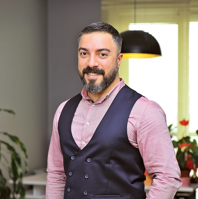 Bu ajansın kalbinde “çalışan” var! murat demirok