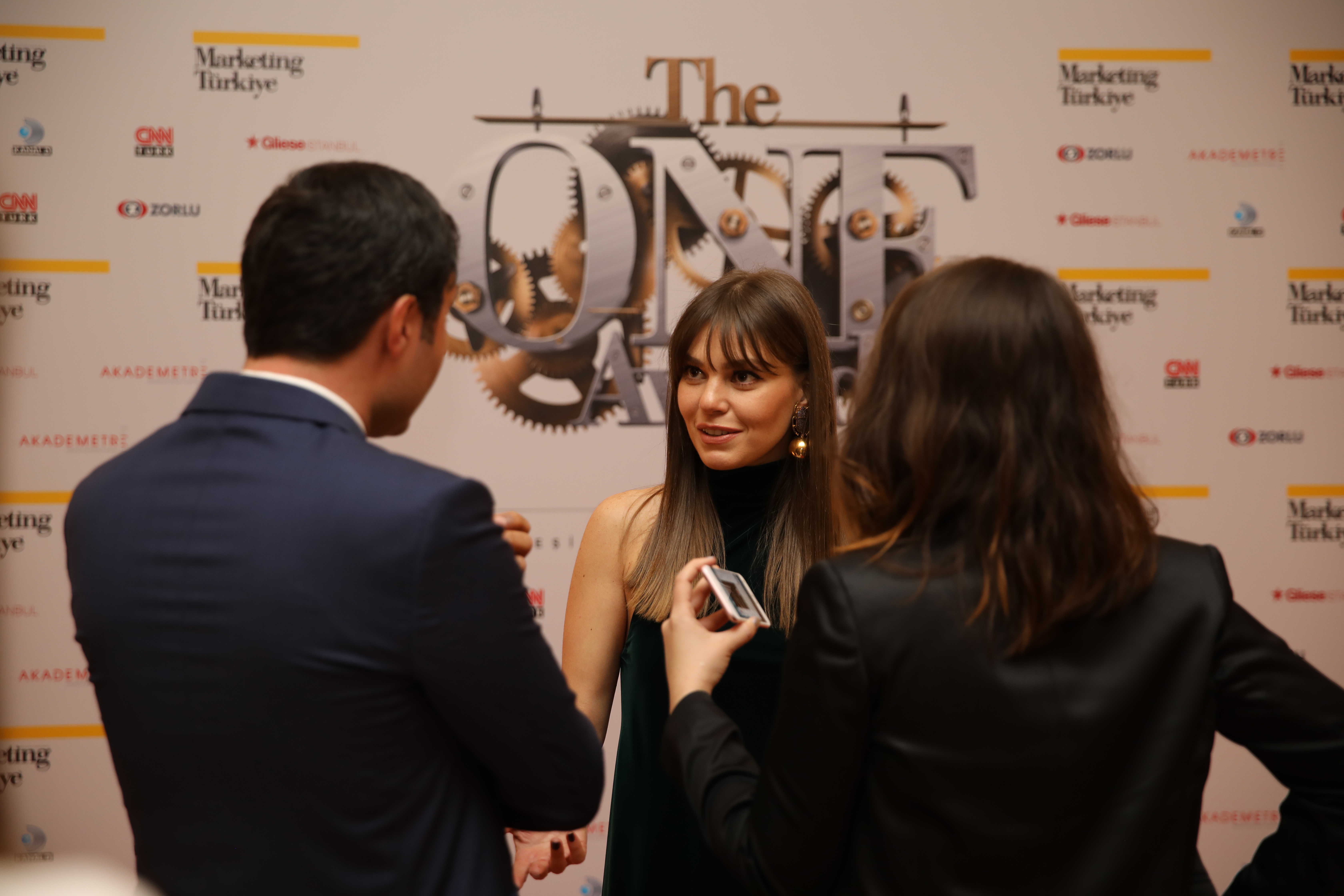 Yılın en iyi marka yüzü Aslı Enver aslı enver