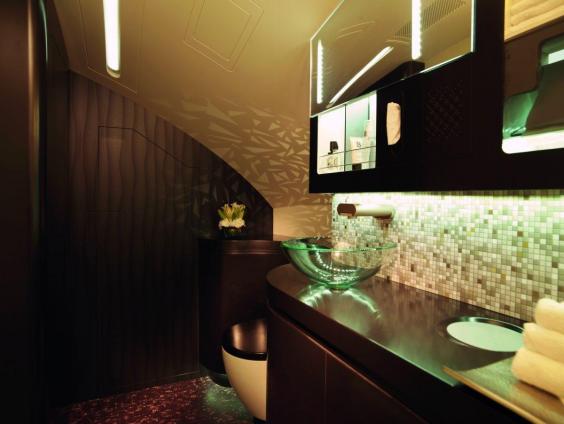 Dünyanın en lüks beş uçak kabini etihad-airways-0