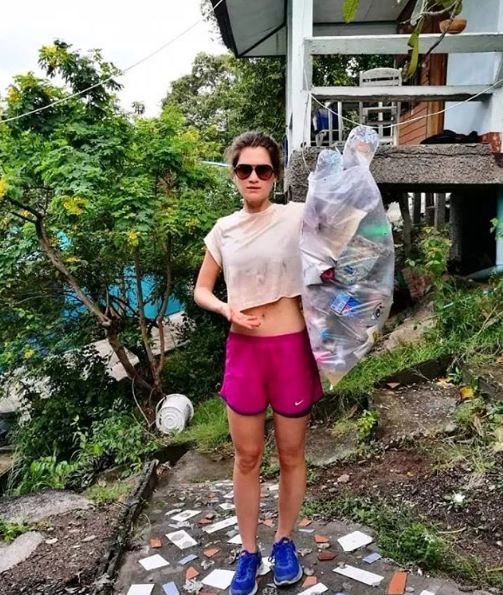 Instagram'ı yeni işe yarar fitness akımı: “plogging” 8620771