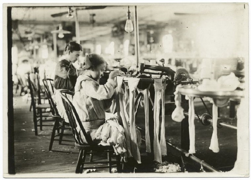 Çocuk işçi yasalarını kökten değiştiren kahraman: Lewis Hine hoisery-factory