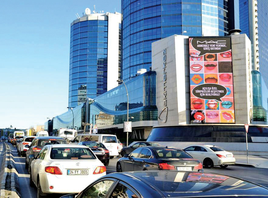 akmerkez-digital-signage
