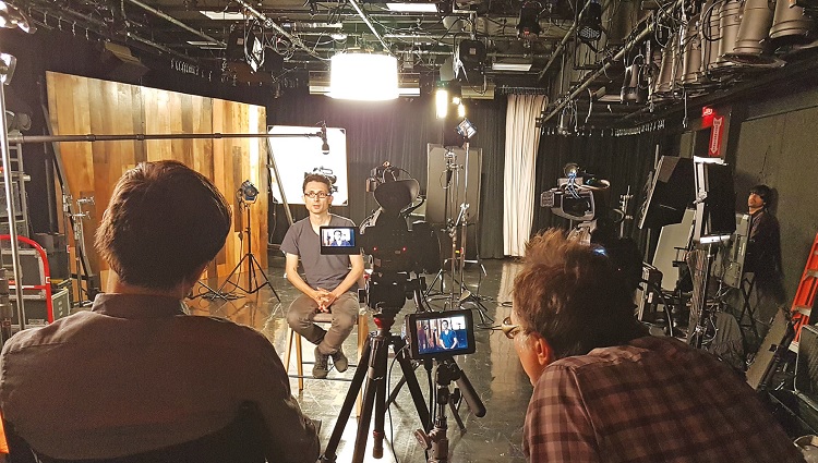 İtibarlı influencer da olunur bkz: Barış Özcan baris