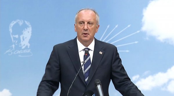 Doğan Şentürk: “Siyasetçiyle gazeteci arasındaki ilişki perdesiz evde çıplak dolaşmaya benzer” f_665_1