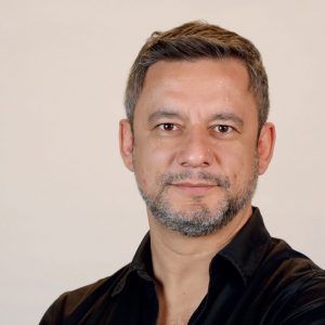 Yapay zeka ile sanatın buluşması ve hayatımızın evrimi Yapay zeka ile sanatın buluşması ve hayatımızın evrimi