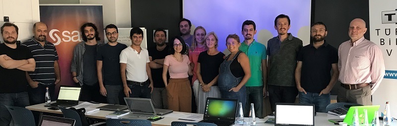 “Dijital Teknoloji Geliştiriciler” projesi “Eğitici Eğitimleri” ile büyüyor