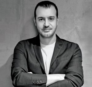 “Otobüste Netflix izlemede dünya birincisiyiz” “Otobüste Netflix izlemede dünya birincisiyiz”