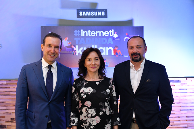 Samsung "İnterneti Tadında Kullan"maya davet ediyor Samsung "İnterneti Tadında Kullan"maya davet ediyor