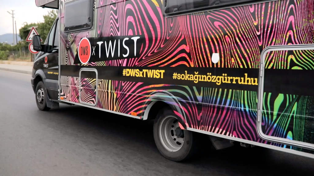 DWS x TWIST kapsül koleksiyonu Snapchat’te DWS x TWIST kapsül koleksiyonu Snapchat’te