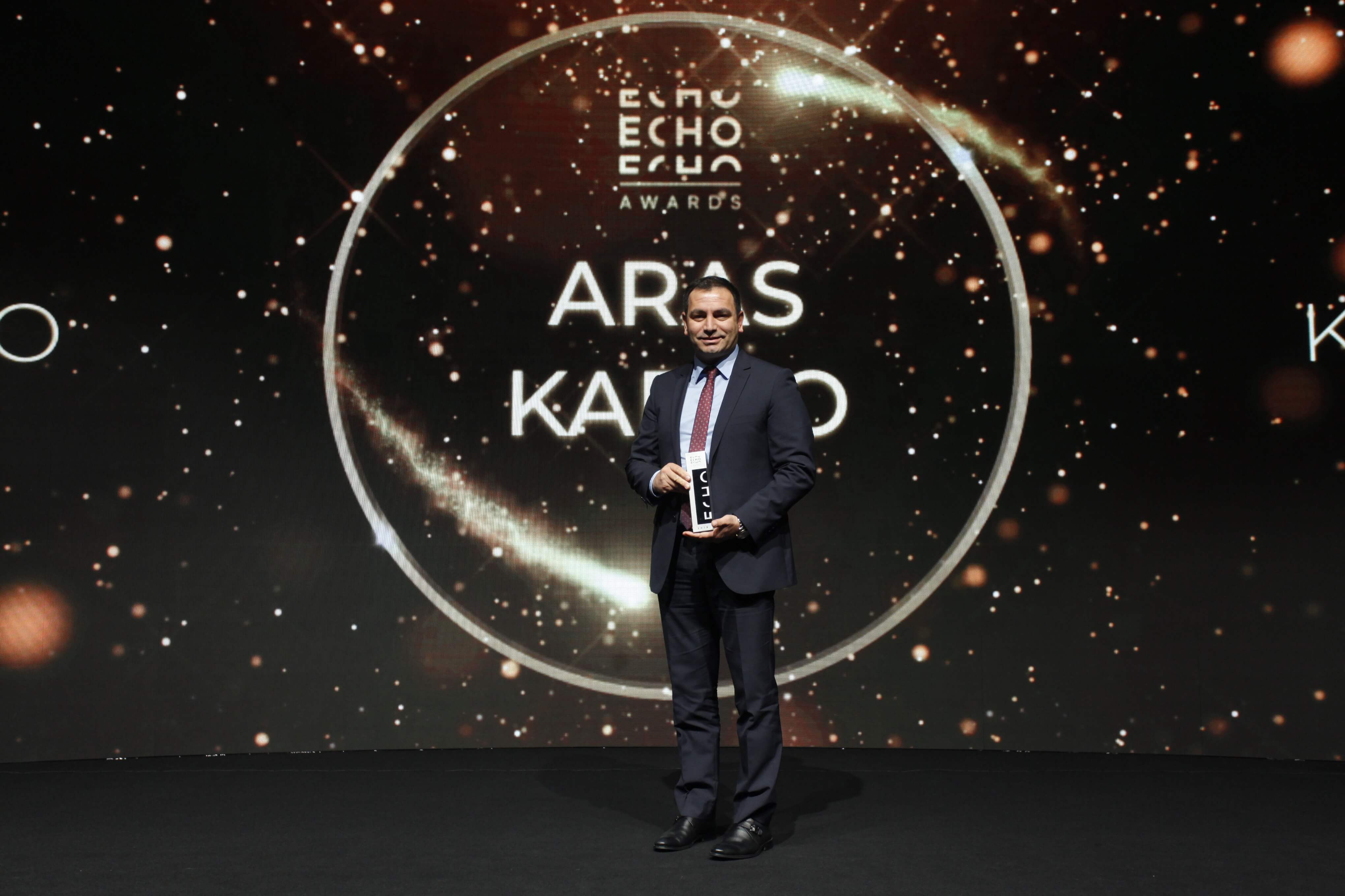 Türkiye'nin en büyük e-ticaret zirvesi ECHO Summit'te sektörün en iyileri ödüllerine kavuştu