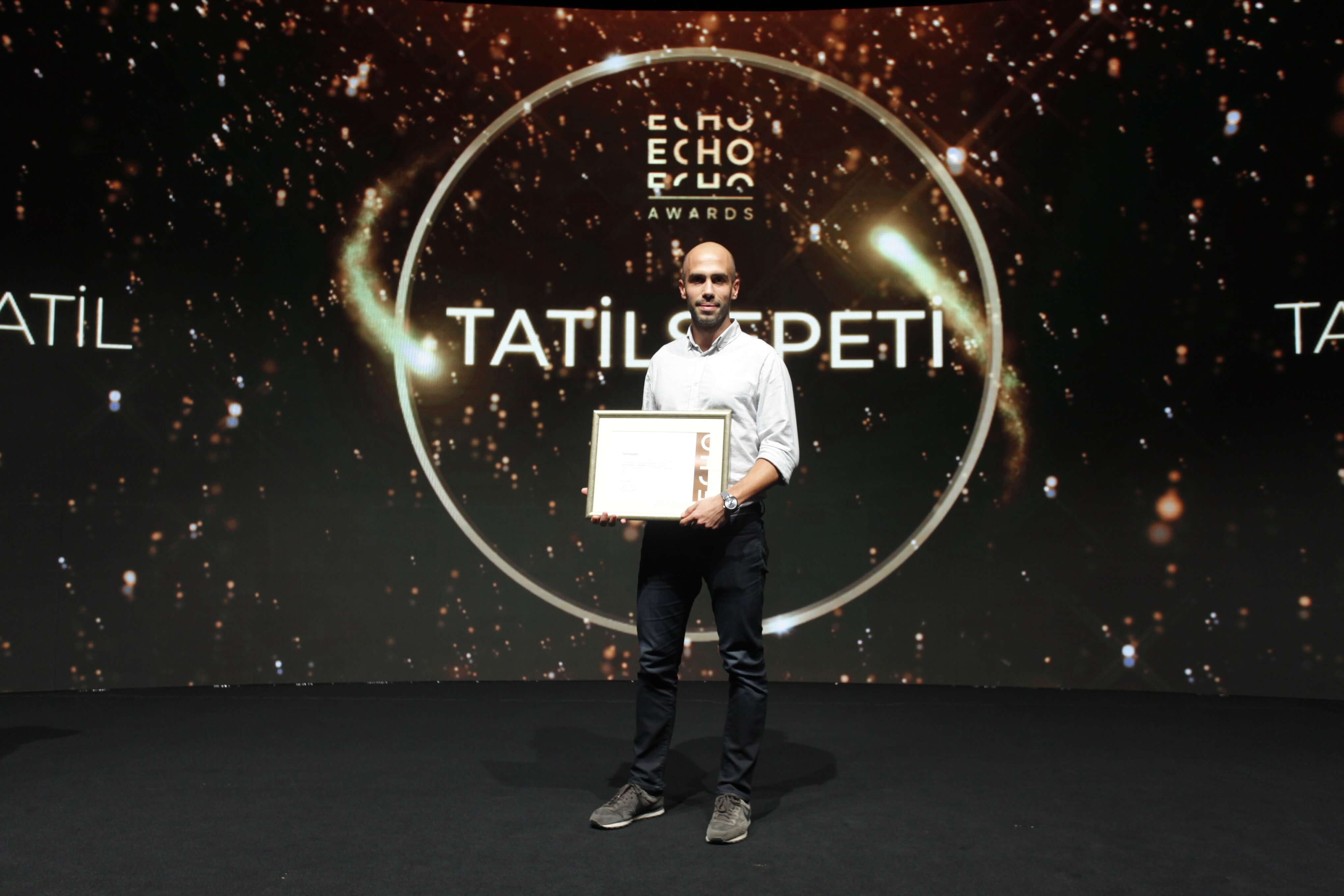 Türkiye'nin en büyük e-ticaret zirvesi ECHO Summit'te sektörün en iyileri ödüllerine kavuştu