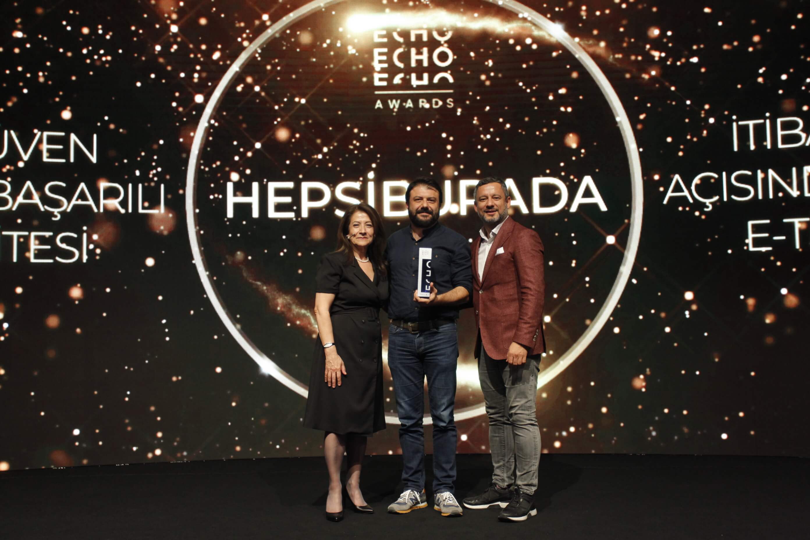 Türkiye'nin en büyük e-ticaret zirvesi ECHO Summit'te sektörün en iyileri ödüllerine kavuştu