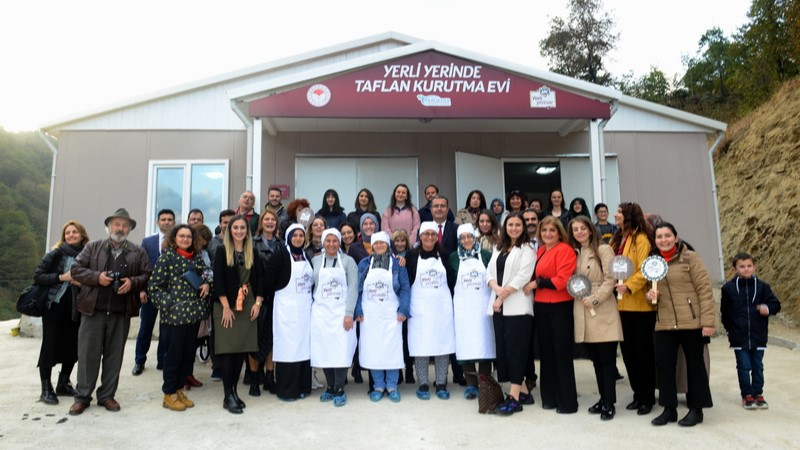 Güzelim meyveler ziyan olmasın!