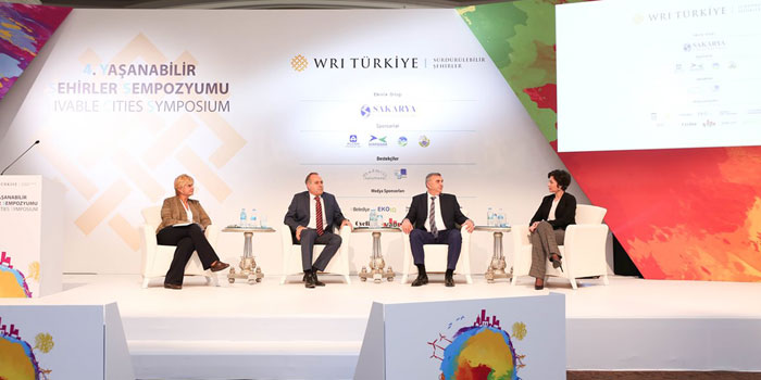 Yaşanabilir Şehirler Sempozyumu geniş bir katılımla gerçekleşti Yaşanabilir Şehirler Sempozyumu geniş bir katılımla gerçekleşti