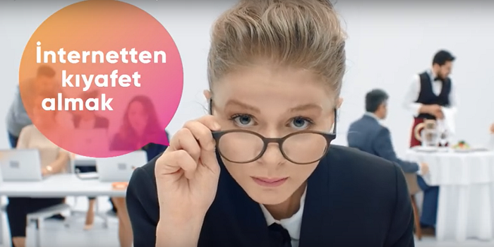 Altın Portakal ödüllü oyuncu Ece Uzun hepsiburada.com reklamlarında Altın Portakal ödüllü oyuncu Ece Uzun hepsiburada.com reklamlarında