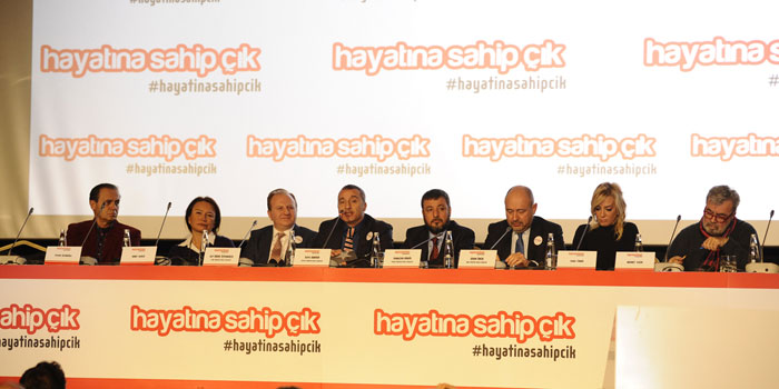 İş ve sanat dünyasından ortak çağrı: #hayatinasahipcik İş ve sanat dünyasından ortak çağrı: #hayatinasahipcik