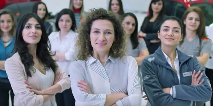 Dikkat çeken 8 Mart Dünya Kadınlar Günü reklamları Dikkat çeken 8 Mart Dünya Kadınlar Günü reklamları