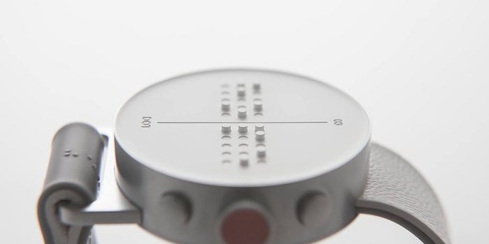 Görme engelliler için tasarlanan braille alfabeli saat: Dot Görme engelliler için tasarlanan braille alfabeli saat: Dot