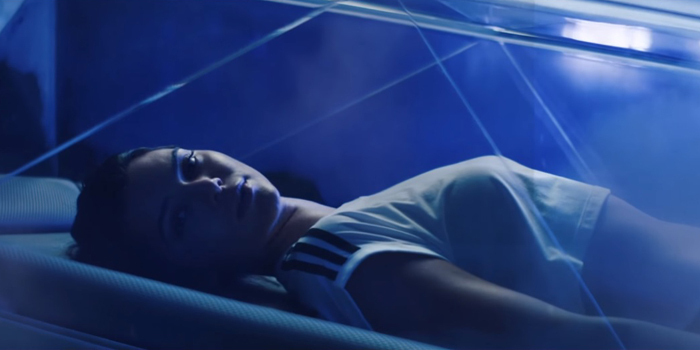 adidas Originals'ın devam filmi için Kendall Jenner seçildi adidas Originals'ın devam filmi için Kendall Jenner seçildi