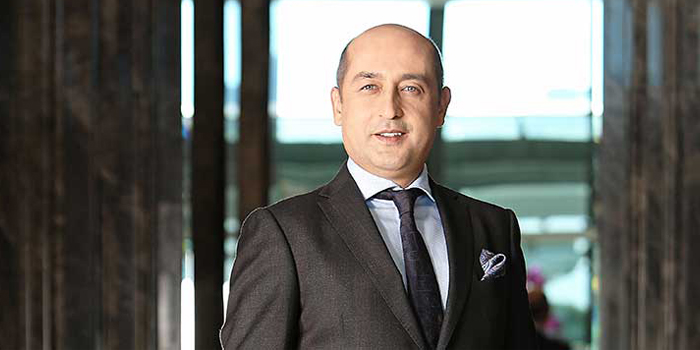 Turkcell Kurumsal İletişim Direktörlüğü'ne Neşet Dereli getirildi Turkcell Kurumsal İletişim Direktörlüğü'ne Neşet Dereli getirildi