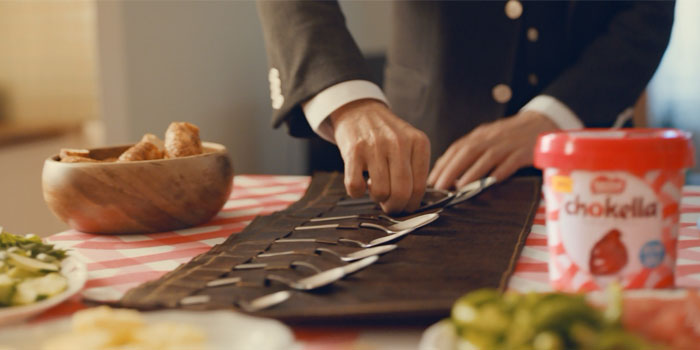Nestlé Chokella "Hadi kaşıkla" diyor Nestlé Chokella "Hadi kaşıkla" diyor