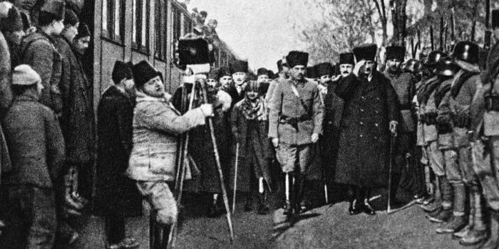 PTT'den "Atatürk’ün Ankara’ya Gelişinin 98. Yılı” konulu özel zarf PTT'den "Atatürk’ün Ankara’ya Gelişinin 98. Yılı” konulu özel zarf