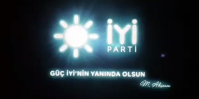 İYİ Parti "ışın kılıcı"nı çekti: İşte Star Wars'dan ilham alan İYİ Parti'nin yeni reklamı İYİ Parti "ışın kılıcı"nı çekti: İşte Star Wars'dan ilham alan İYİ Parti'nin yeni reklamı