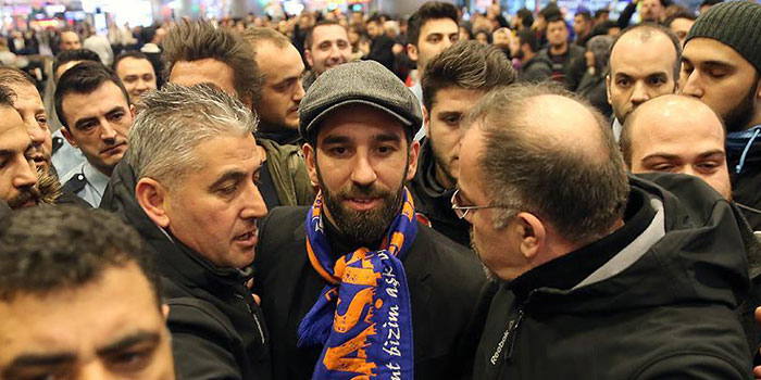 Medipol Başakşehir büyük kulüp olabilir mi? Ankete katılın, sonucu anında görün! Medipol Başakşehir büyük kulüp olabilir mi? Ankete katılın, sonucu anında görün!