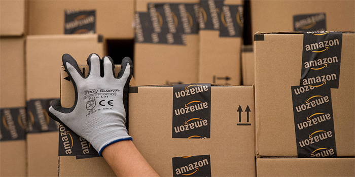 Amazon, çalışanlarına elektronik kelepçe takacak Amazon, çalışanlarına elektronik kelepçe takacak