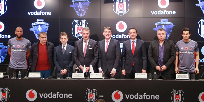 Vodafone ve Beşiktaş, dünyanın ilk dijital scouting projesini hayata geçirdi Vodafone ve Beşiktaş, dünyanın ilk dijital scouting projesini hayata geçirdi