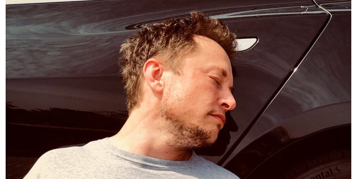 Elon Musk'tan 1 Nisan şakası: "Tesla iflas etti" Elon Musk'tan 1 Nisan şakası: "Tesla iflas etti"
