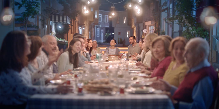 CardFinans’tan Ramazan’a özel reklam filmi CardFinans’tan Ramazan’a özel reklam filmi