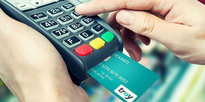 BKM Express'e Twitter'da doğum günü sürprizi BKM Express'e Twitter'da doğum günü sürprizi