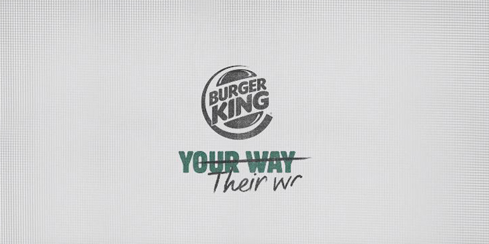 Burger King yeni iletişim çalışmasında siyasal mesaj verdi Burger King yeni iletişim çalışmasında siyasal mesaj verdi