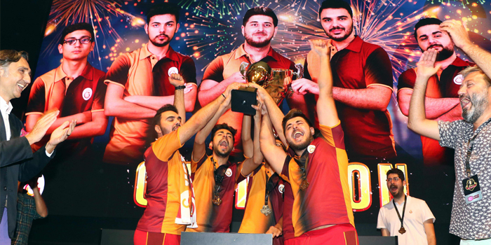 Zula International Cup’ta kupayı Galatasaray Espor kaldırdı Zula International Cup’ta kupayı Galatasaray Espor kaldırdı