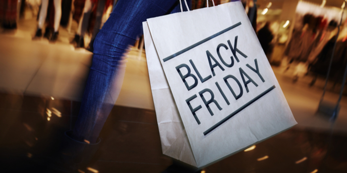 #BlackFriday Hashtagler'i Twitter’da fark yaratıyor #BlackFriday Hashtagler'i Twitter’da fark yaratıyor