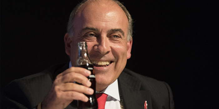 Muhtar Kent zirvede bırakıyor Muhtar Kent zirvede bırakıyor