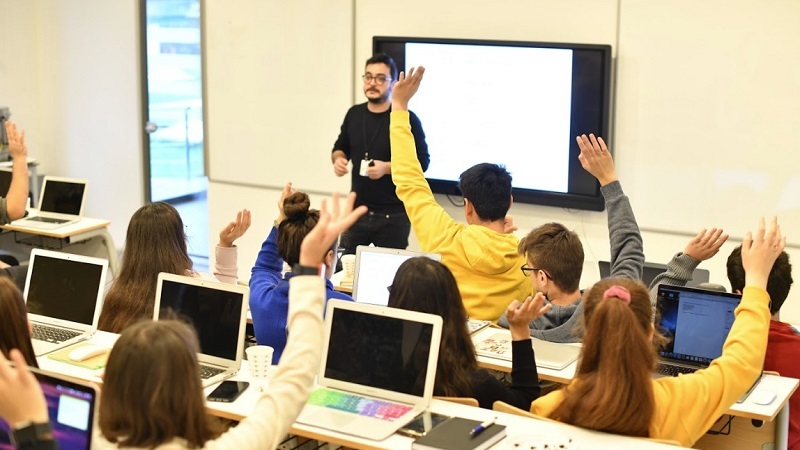 Öğrenciler Apple dünyasına TurkishKit ile adım atacak Öğrenciler Apple dünyasına TurkishKit ile adım atacak