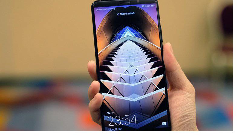 Google’dan Huawei’ye güncelleme yasağı geldi Google’dan Huawei’ye güncelleme yasağı geldi