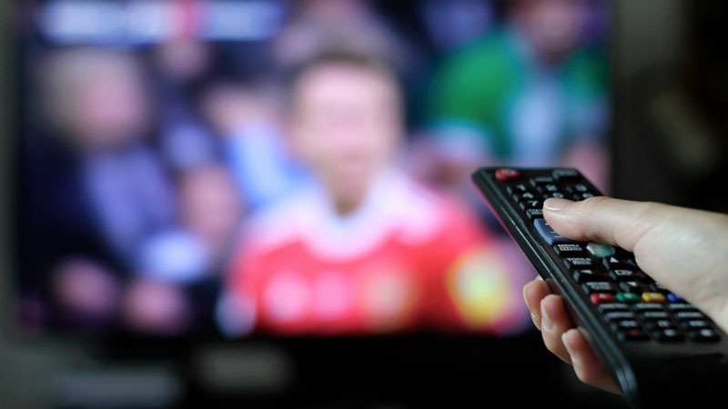 Televizyon izleme süresi her geçen yıl azalıyor Televizyon izleme süresi her geçen yıl azalıyor