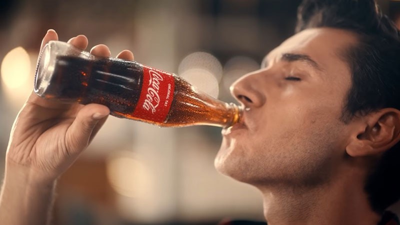 McCann’den Coca-Cola ve döner hasretine şiirsel kampanya McCann’den Coca-Cola ve döner hasretine şiirsel kampanya