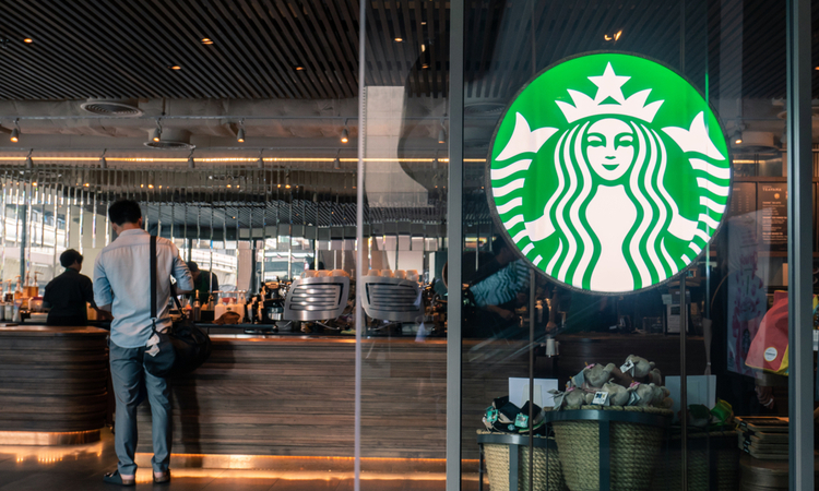 Starbucks 400 şubesini kapatacak Starbucks 400 şubesini kapatacak